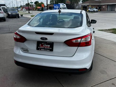 Used 2014 Ford Focus S FWD image 7