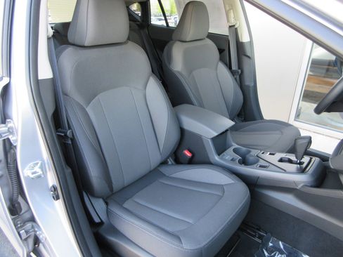 Used 2024 Subaru Crosstrek 2.0i AWD/4WD image 24