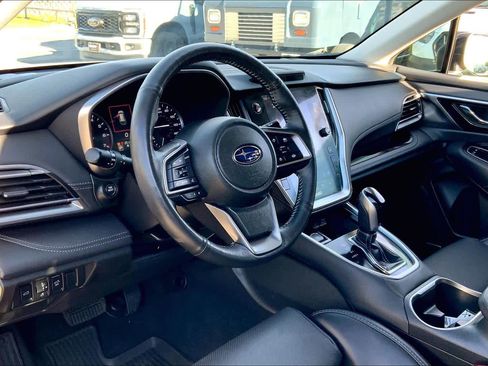 Used 2024 Subaru Outback Limited image 15