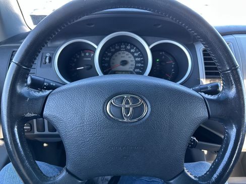 Used 2007 Toyota Tacoma PreRunner image 26