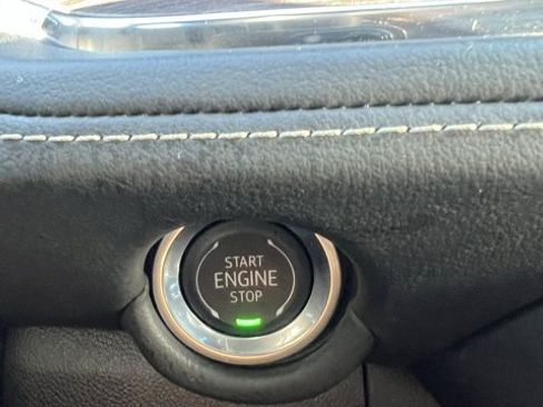 Used 2025 Chevrolet Suburban Premier image 44