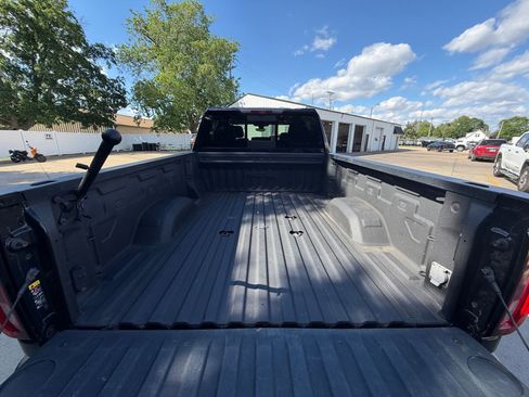 Used 2022 GMC Sierra 2500 AT4 w/ AT4 Premium Plus Package AWD/4WD image 13