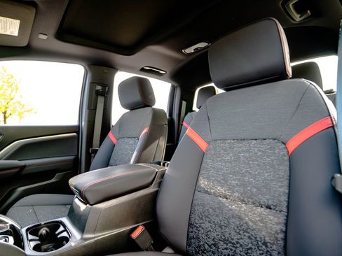 New 2026 Chevrolet Colorado Z71 AWD/4WD image 6