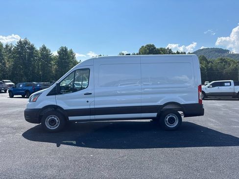 New 2026 Ford Transit 250 148 Medium Roof RWD image 8