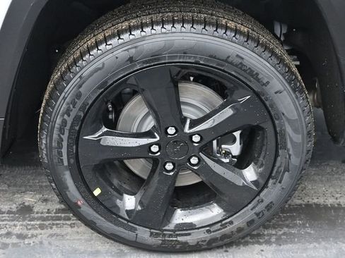 New 2026 Jeep Grand Cherokee L Limited image 38