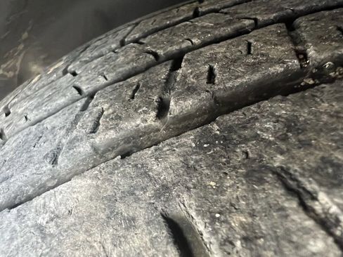 Used 2011 Ford Explorer Limited image 11