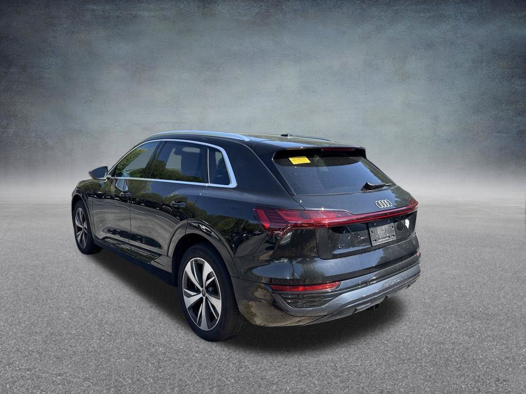 Used 2024 Audi Q8 e-tron Premium AWD/4WD image 3