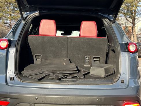 Used 2023 MAZDA CX-9 Carbon Edition image 17