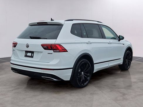 Used 2021 Volkswagen Tiguan SE R-Line AWD/4WD image 4
