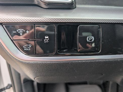 Used 2025 Kia Sportage SX FWD image 21