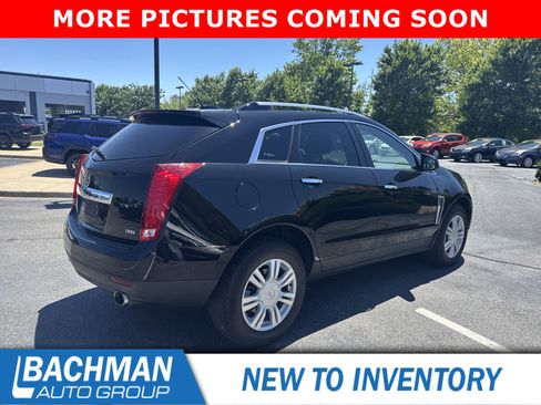 Used 2016 Cadillac SRX Luxury FWD image 3