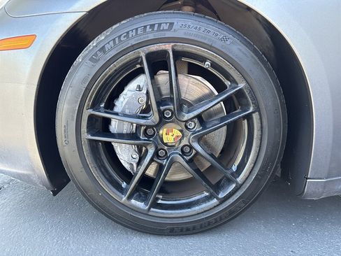 Used 2014 Porsche Panamera 4 AWD/4WD image 21