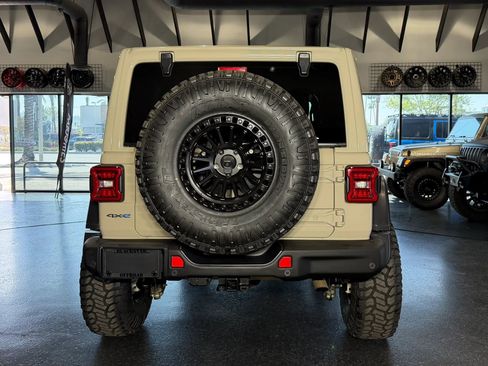 Used 2022 Jeep Wrangler Unlimited Rubicon 4xe w/ Steel Bumper Group image 12