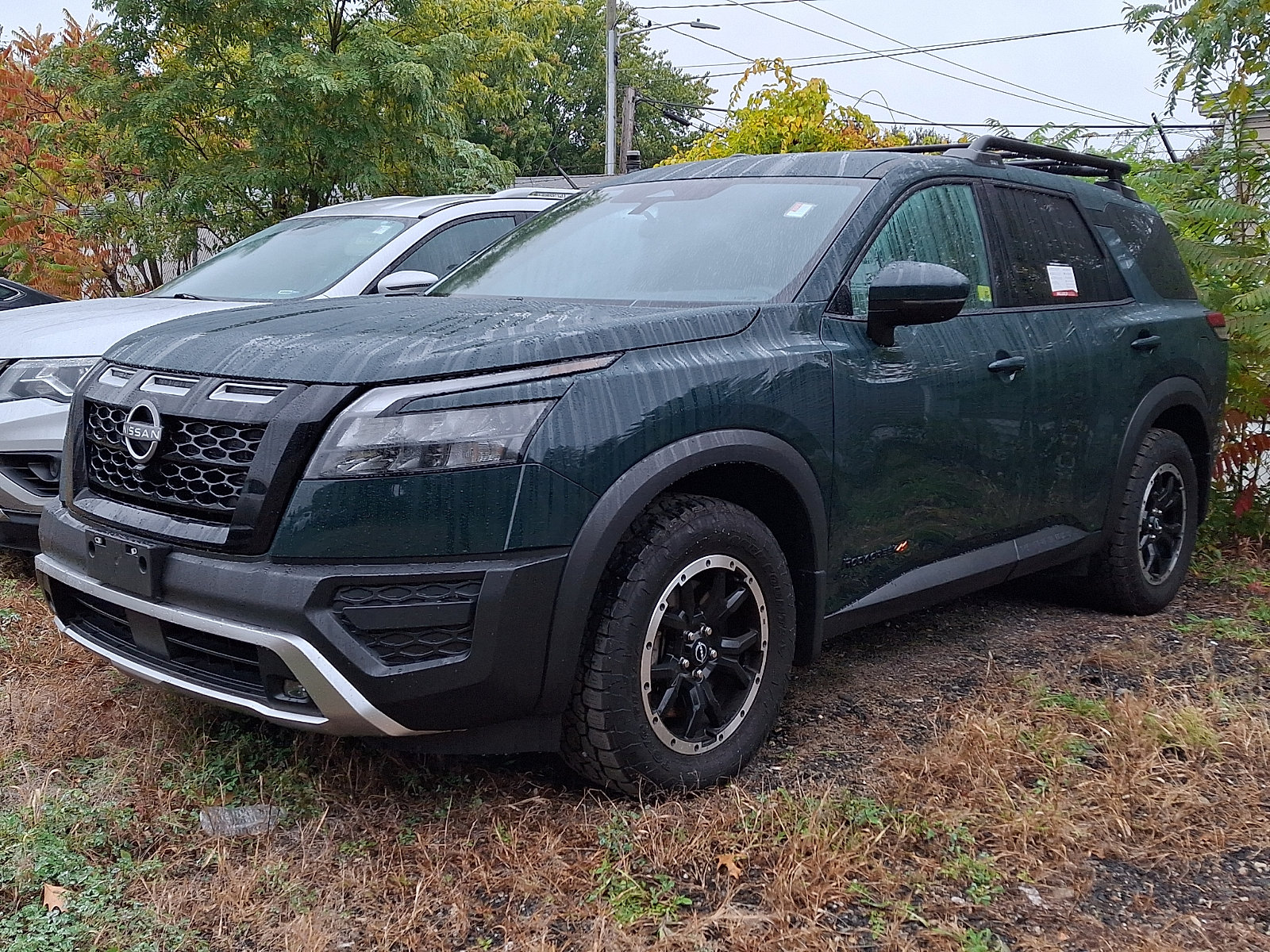 Used 2024 Nissan Pathfinder Rock Creek AWD/4WD image 2
