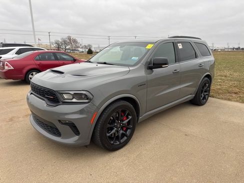 Used 2021 Dodge Durango R/T w/ Tow 'N Go Package image 2