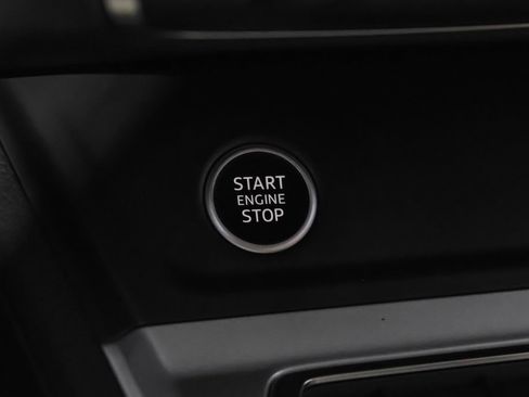 Used 2021 Audi Q3 2.0T Premium w/ Convenience Package image 18