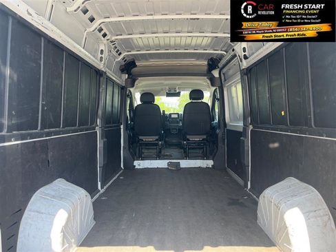 Used 2023 RAM ProMaster 2500 FWD image 8