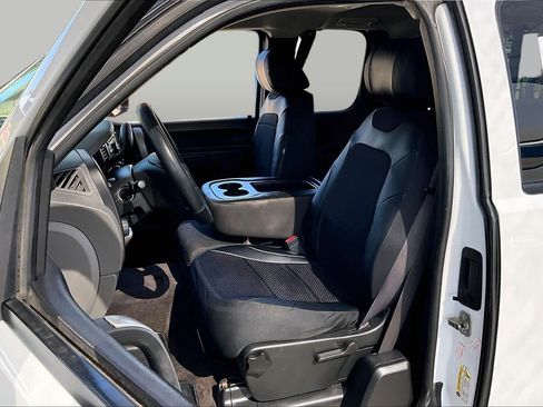 Used 2011 Chevrolet Silverado 1500 LS RWD image 7