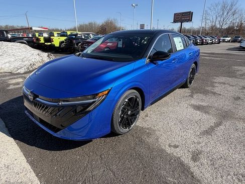 New 2026 Nissan Sentra SR image 1
