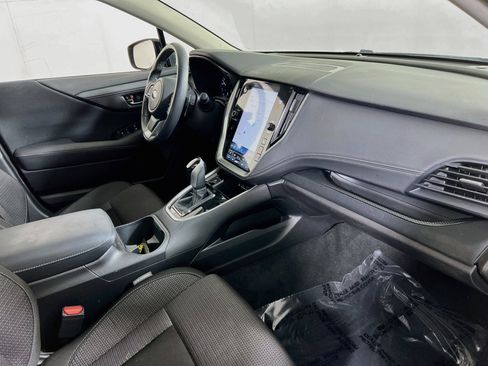 Used 2023 Subaru Outback Premium AWD/4WD image 29
