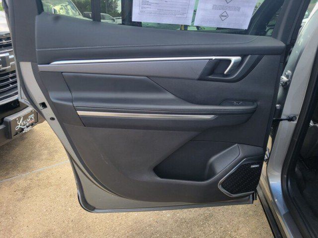 Used 2026 Buick Enclave Sport Touring FWD image 30