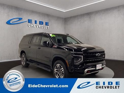 Used 2026 Chevrolet Suburban Z71 AWD/4WD image 1