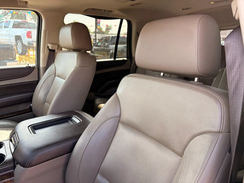 Used 2018 Chevrolet Tahoe LT AWD/4WD image 16