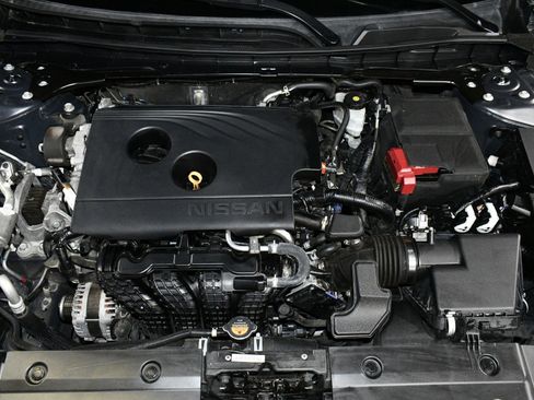 Used 2020 Nissan Altima 2.5 SR w/ Premium Package FWD image 93