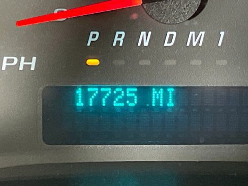 Used 2023 GMC Savana 2500 w/ Driver Convenience Package image 19