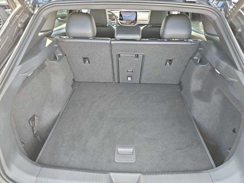 Used 2022 Volkswagen ID.4 Pro S image 34