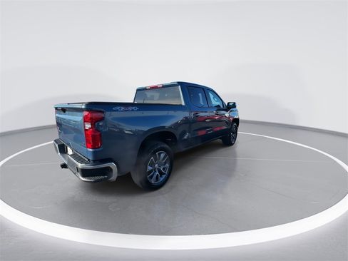 Used 2024 Chevrolet Silverado 1500 LT image 8