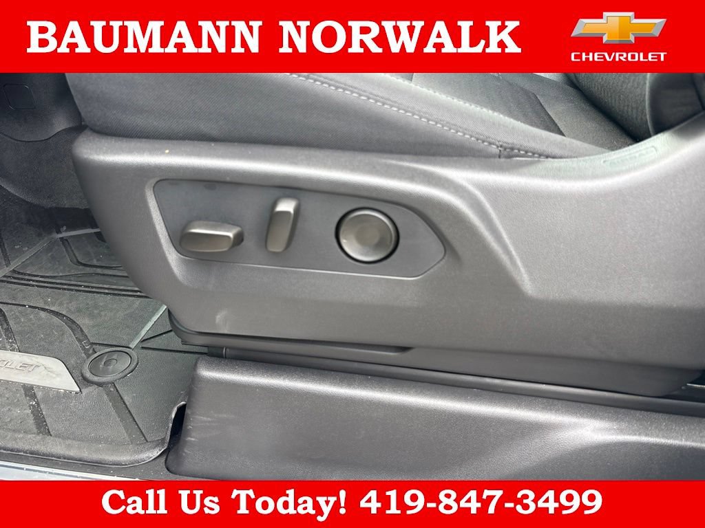Used 2026 Chevrolet Silverado 1500 RST w/ LPO, Dark Essentials Package AWD/4WD image 26