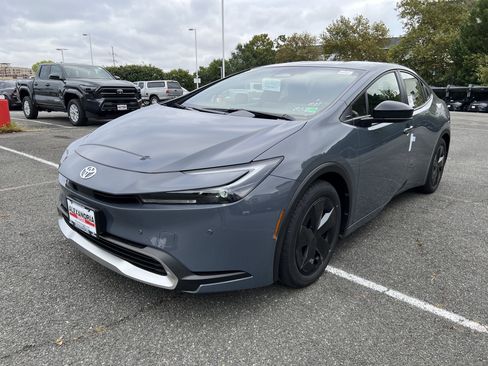 New 2026 Toyota Prius Plug-In Hybrid image 1