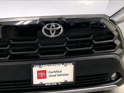 Certified 2026 Toyota Corolla Cross XLE w/ Convenience Package AWD/4WD image 31