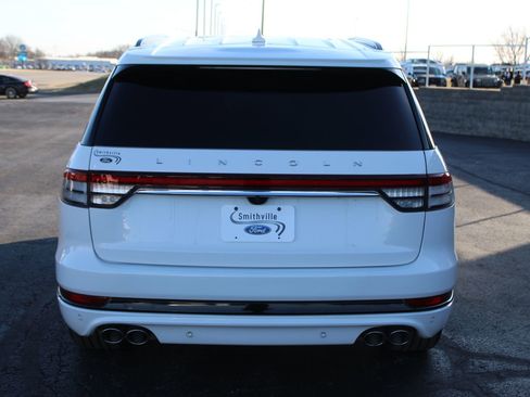 Used 2023 Lincoln Aviator Reserve w/ Equipment Group 201A image 6
