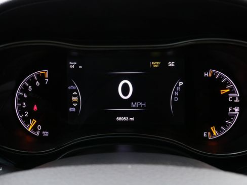 Used 2020 Jeep Grand Cherokee High Altitude image 24