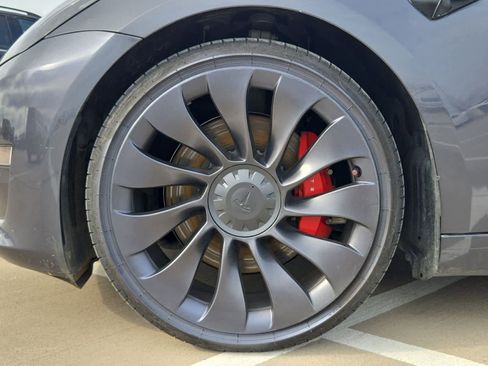 Used 2021 Tesla Model 3 Performance image 12