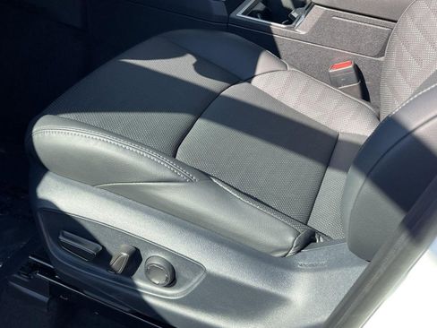 New 2024 Toyota Tacoma TRD Off-Road image 8