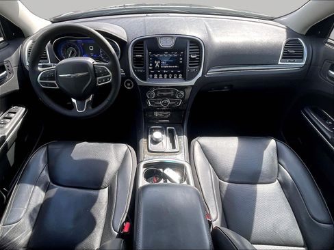 Used 2023 Chrysler 300 Touring L w/ Popular Equipment Group RWD image 7