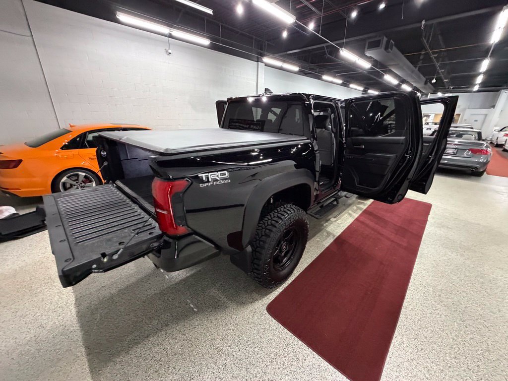 Used 2025 Toyota Tacoma TRD Off-Road AWD/4WD image 70