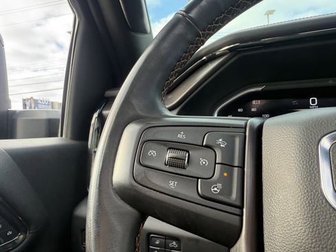 Used 2024 GMC Sierra 2500 AT4 w/ AT4 Premium Plus Package image 2