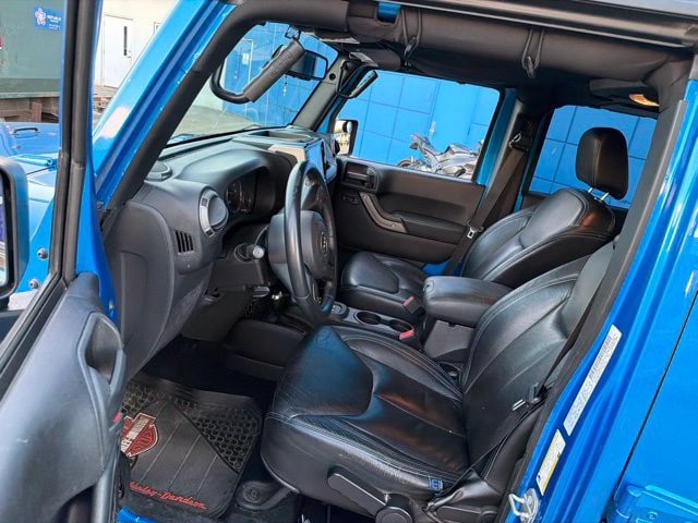 Used 2015 Jeep Wrangler Unlimited Sport w/ Quick Order Package 24S AWD/4WD image 12