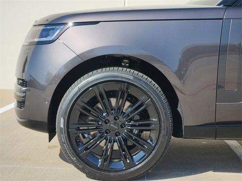 New 2026 Land Rover Range Rover SE image 6