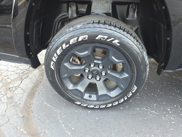 Used 2025 RAM 1500 Big Horn AWD/4WD image 37