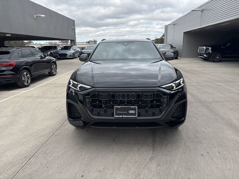 Used 2025 Audi Q8 Prestige image 2