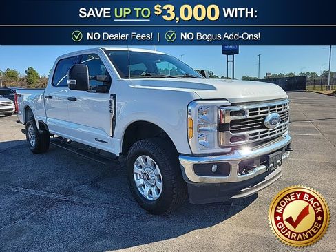 Used 2024 Ford F250 XLT w/ FX4 Off-Road Package image 4
