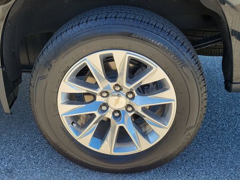 Used 2022 Chevrolet Silverado 1500 LTZ image 8