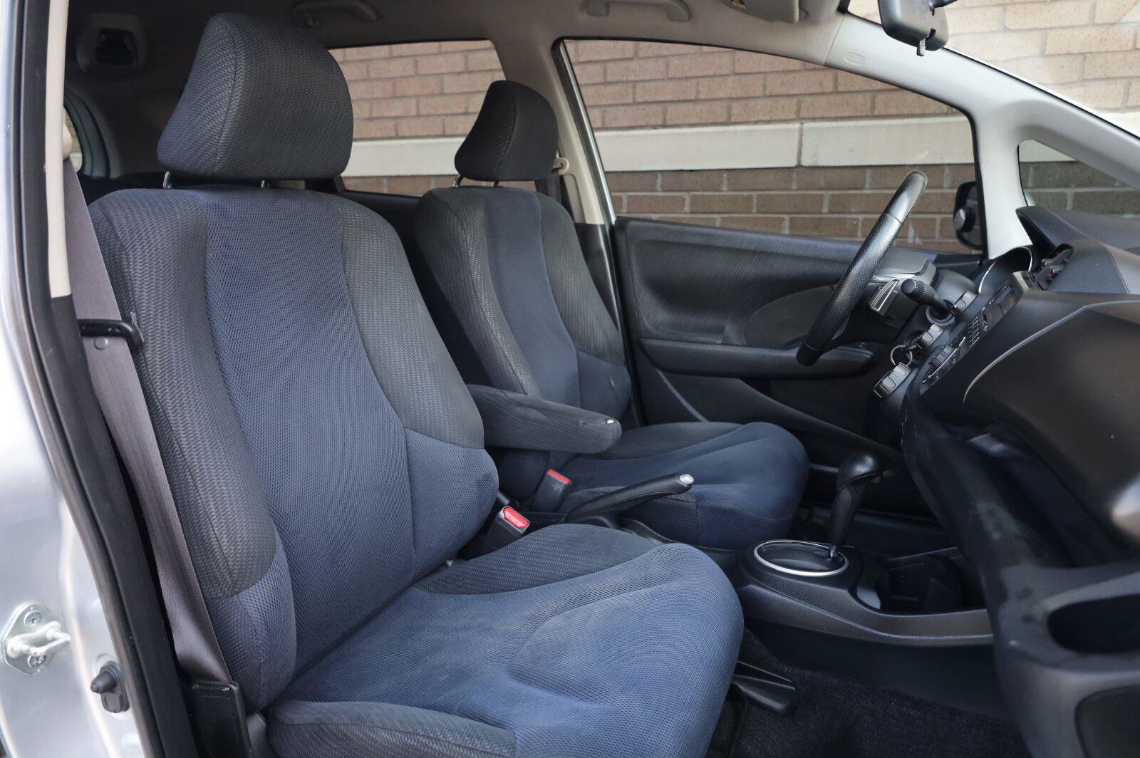 Used 2013 Honda Fit Sport image 27