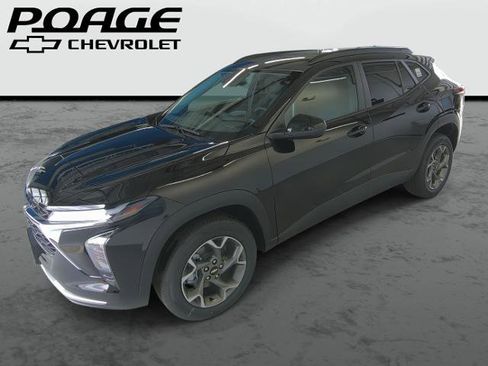 New 2026 Chevrolet Trax LT w/ Driver Confidence Package FWD image 1