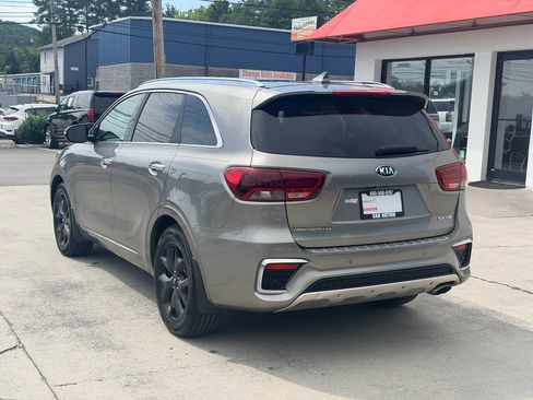 Used 2019 Kia Sorento SX w/ SX Touring Package FWD image 4